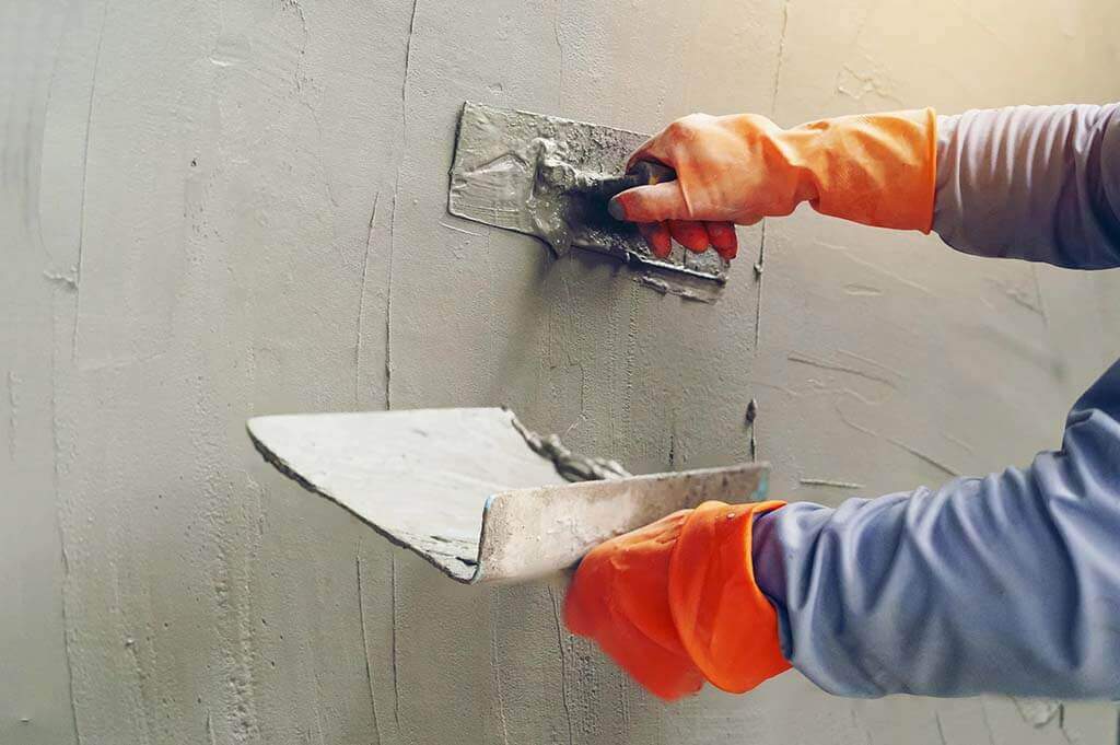 5efdrey675ihk-plaster-wall-1-1 قسم المحاره